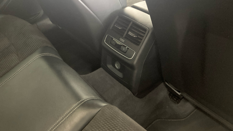 Audi A4 35 TDI Black Edition 5dr S Tronic Diesel Estate